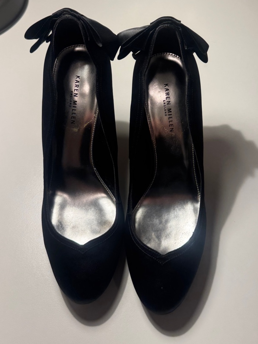 Karen Millen Black Bow-Back Suede Pumps
